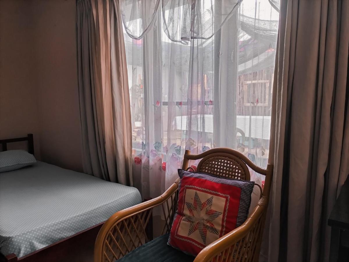Brussels Homestay Kost Balige Exterior photo